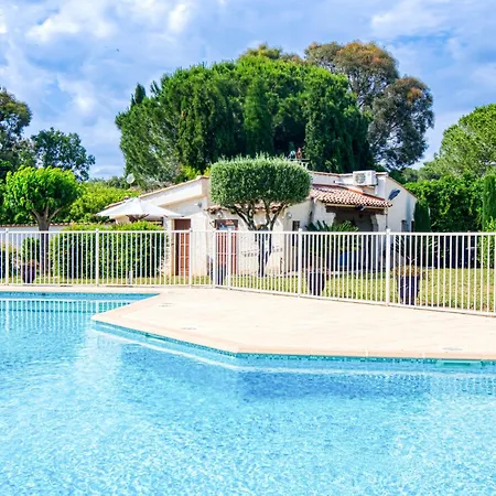 Holiday Le Rocher By Interhome